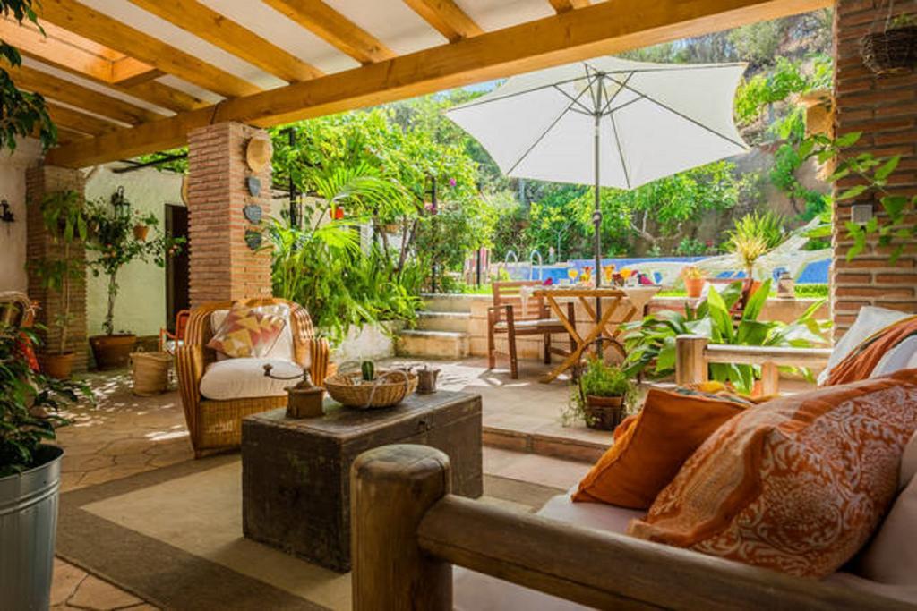 At In Malaga & Solo Travellers Bed & Breakfast