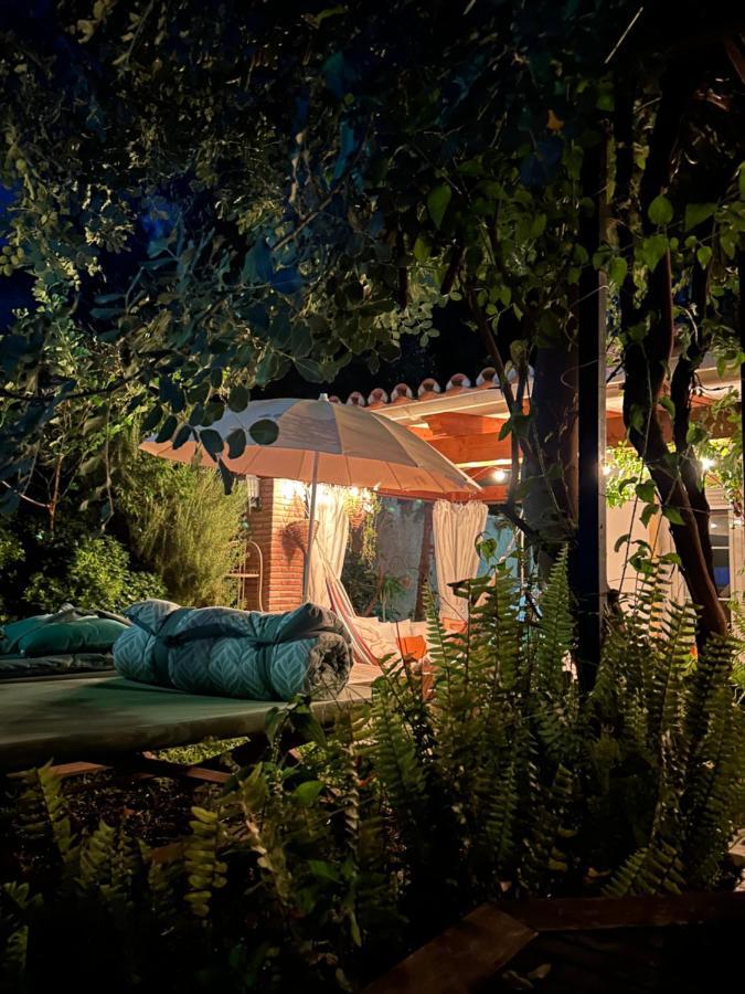 Alojamento de Acomodação e Pequeno-almoço At In Malaga & Solo Travellers 4*