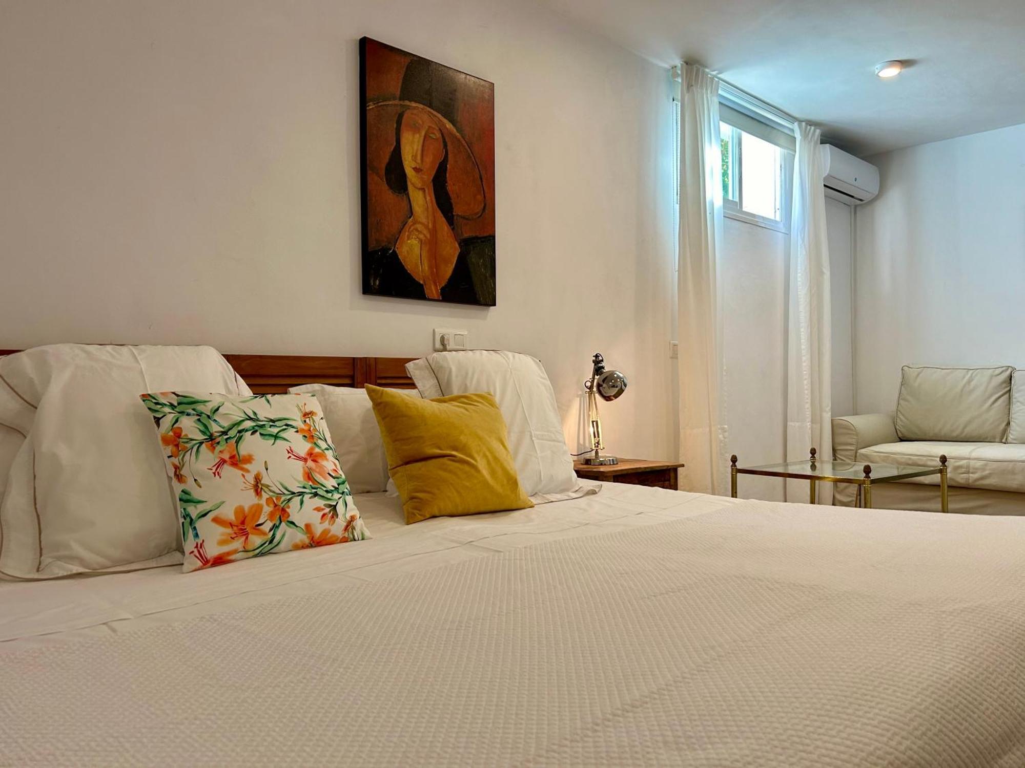 Bed & Breakfast At In Malaga & Solo Travellers Rincón de la Victoria