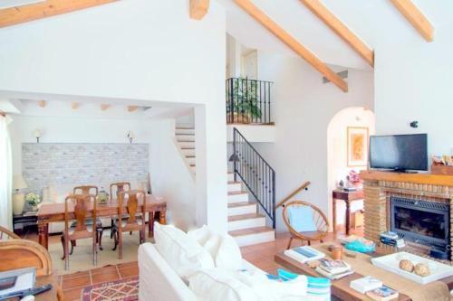 At In Malaga & Solo Travellers Alojamento de Acomodação e Pequeno-almoço 4*