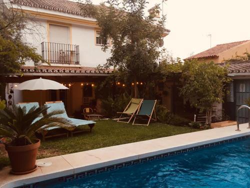 At In Malaga & Solo Travellers 4*